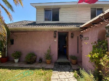 Venta / Casa / San Joaquín