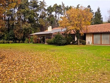 Arriendo Mensual / Casa / Colina