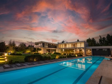 Venta / Casa / Colina