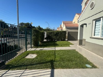 Venta / Casa / San Bernardo