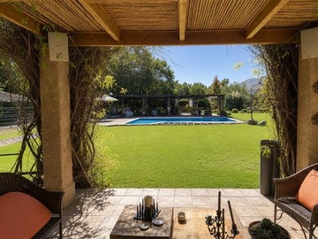 Venta / Casa / Colina